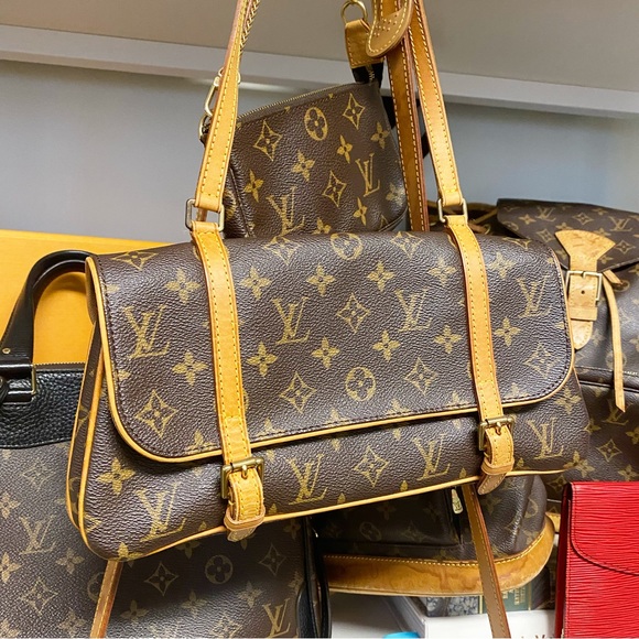 Louis Vuitton Handbags - Louis Vuitton Marelle monogram shoulder bag
